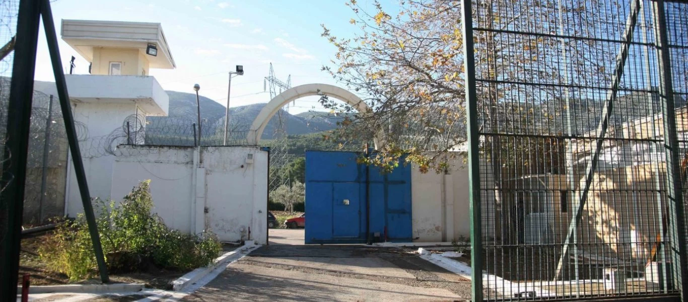 Στο χειρουργείο αλλοδαπός κρατούμενος των φυλακών Αυλώνα, με τραύματα στο κεφάλι